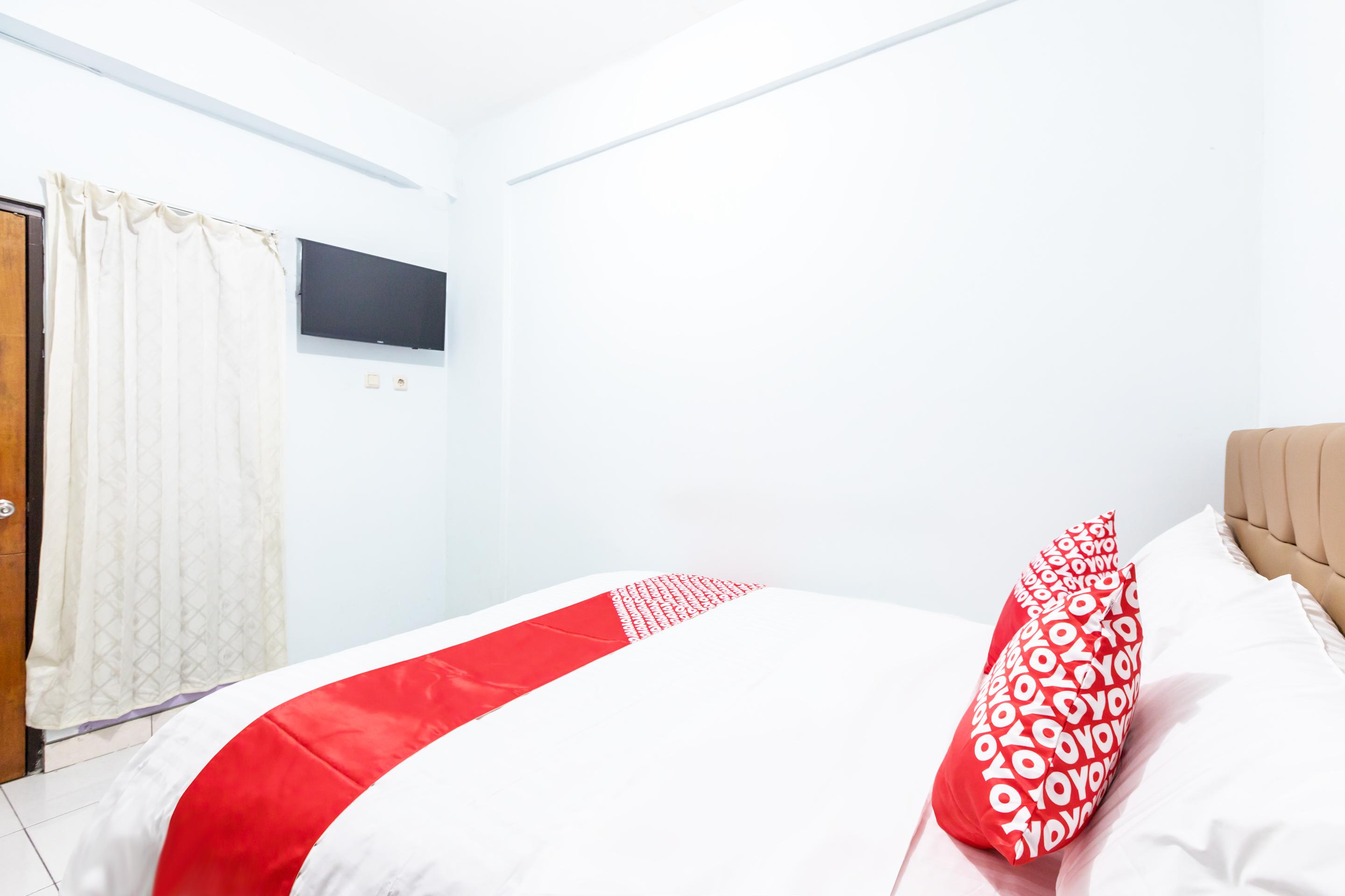 Super Oyo 1516 Cemara Gading Syariah Hotel Богор Екстериор снимка